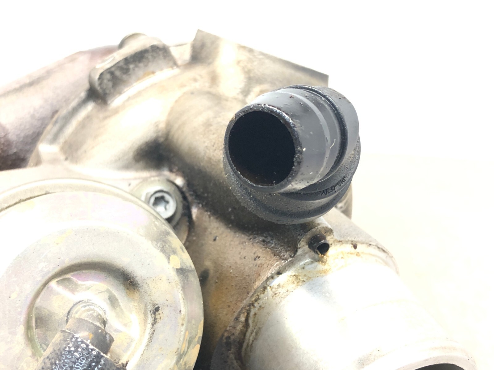 2017-2023 MASERATI LEVANTE 3.0L V6 RIGHT PASSENGER FRONT ENGINE TURBOCHARGER OEM