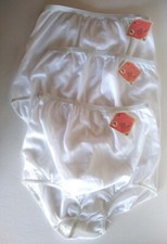Vintage Panties Women's Size 6 100 Nylon Granny Briefs 3 Pair NWT