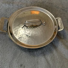 Bin Chef Induction Cucina Hammered Stainless Steel Pan With Lid 8/34” X 2 3/4”