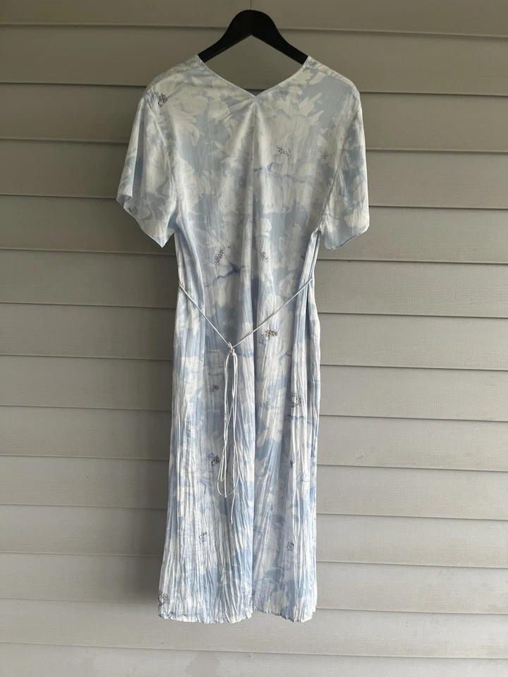 VINCE. Midi Dress Magnolia Silky Sky Blue Flutter Sleeve Pockets Women's Small - image 4 of 4