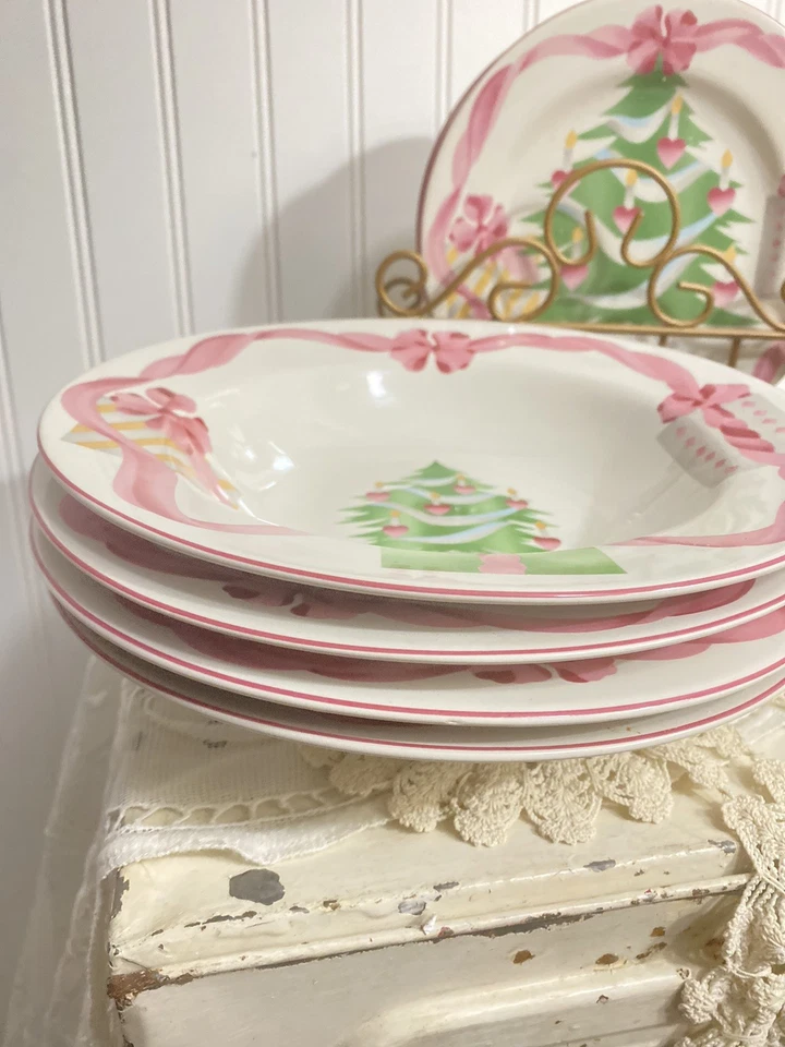 Sanyo Christmas Dishes With Pink Bows And Christmas Tree- 4 Bowls-3 Small Plates - Image 2 of 4