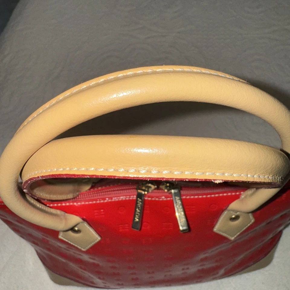 Arcadia Patent Leather Handbag Red And Beige - Image 4 of 4