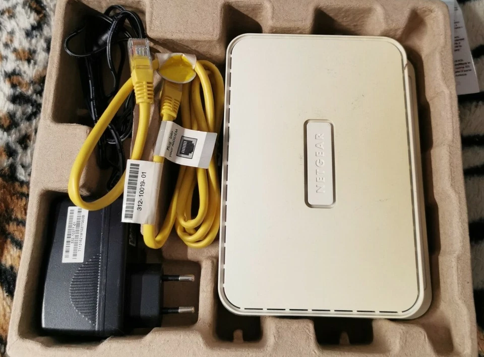 Netgear N300 Wireless Router with USB WNR2200 - Bild 3 von 3