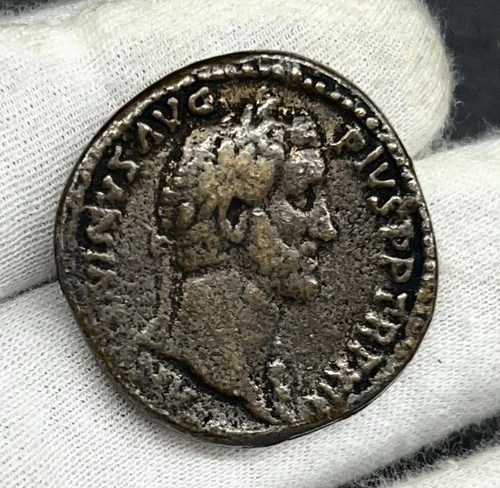 C170. LARGER BRONZE SESTERTIUS ANTONINUS PIUS 138-161 AD. LIBERTAS REVERSE