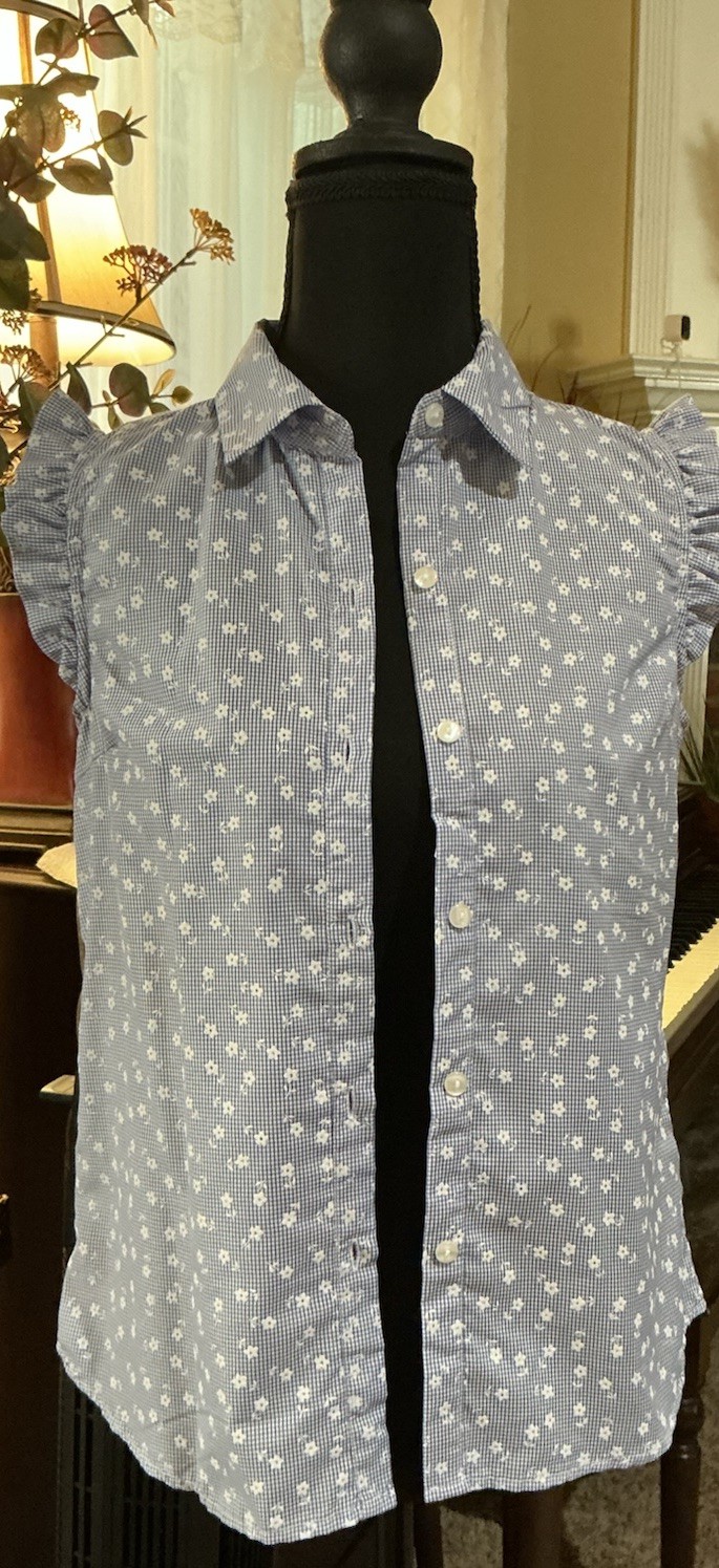 Love Notes Button-down Sleeveless Blouse With Blu… - image 4