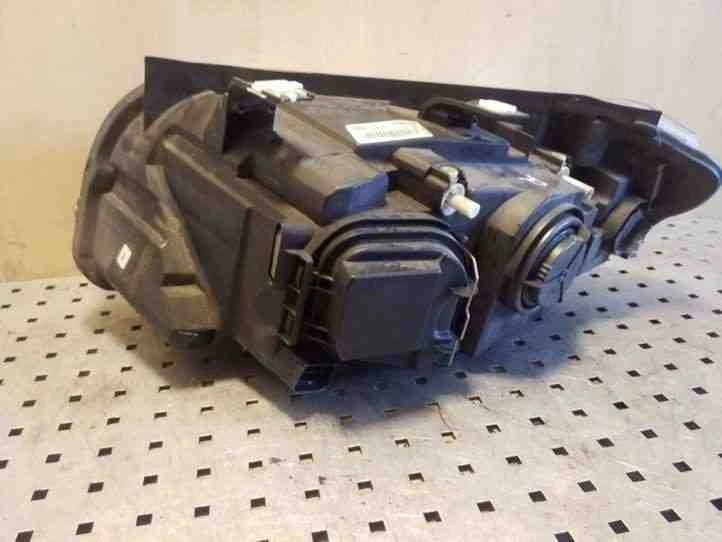 Faro delantero derecho bmw x1 e84 58825883 2.0 diésel 130kw 2010 26119178 Foto 4 de 4