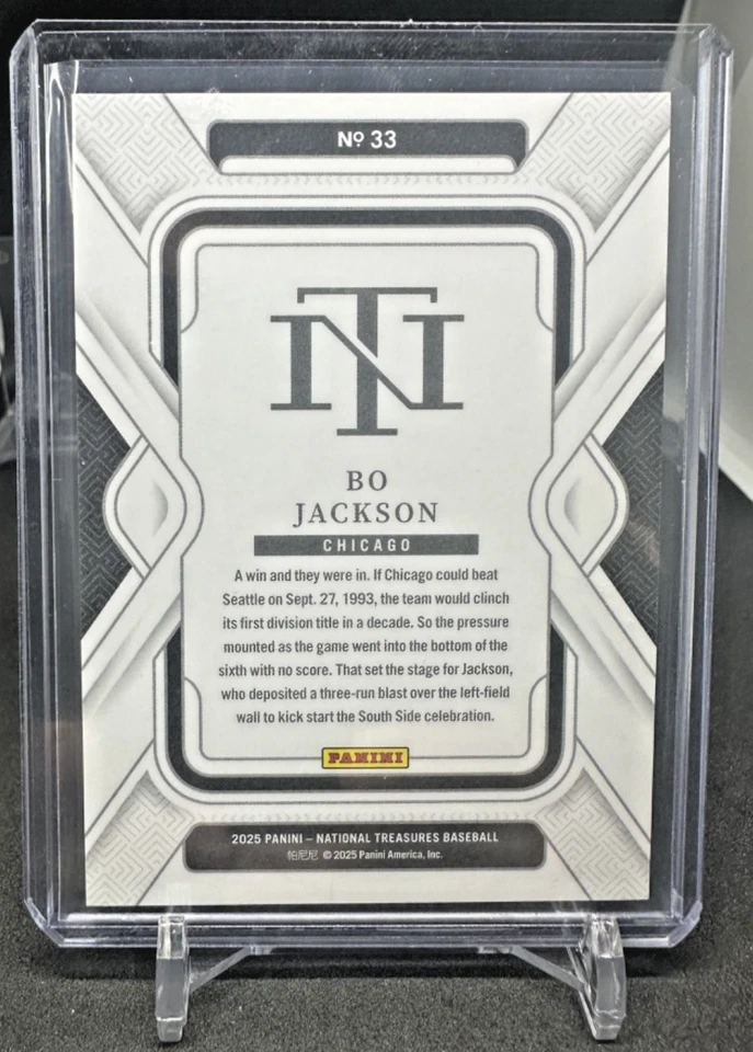 National Treasures #33 Bo Jackson 2025 lámina esmeralda 13/10- Chicago White Sox Foto 2 de 2