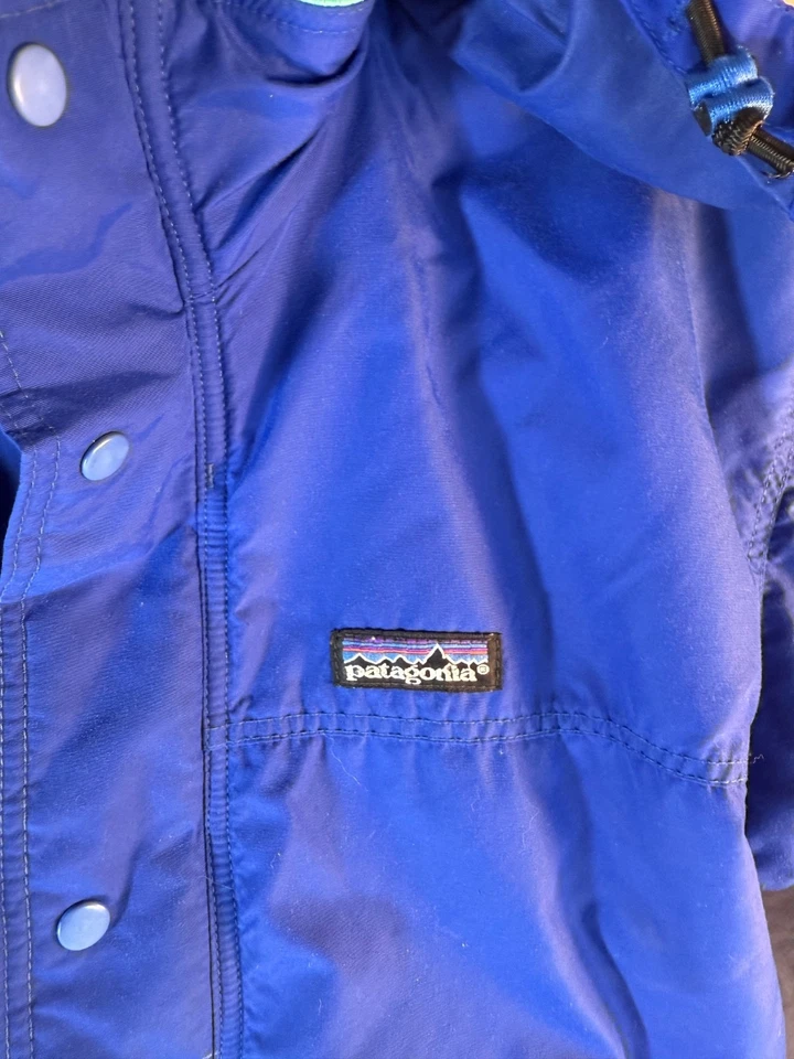 CHAQUETA CON CAPUCHA AISLANTE VINTAGE PATAGONIA NIÑOS HECHA EN ESTADOS UNIDOS NIÑOS PEQUEÑA 7/8 1F Foto 4 de 4