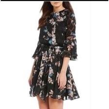 Vince Camuto Black Floral Fit & Flare Bell Sleeve Tie Waist Dress Size 4