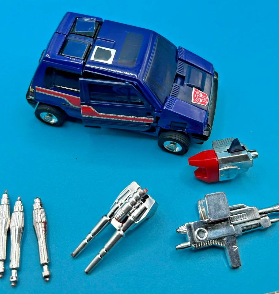 Patines turbo Transformers G1 vintage Honda City 100 % completos con especificaciones técnicas Foto 4 de 4