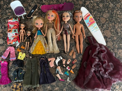 Vintage Bratz Dolls Lot with Accessories Original Collection Y2K Early 00's
