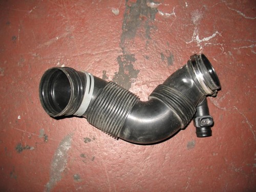 Original VW Passat 3C Variant Ansaugschlauch für Turbolader A6894 3c0129654ag