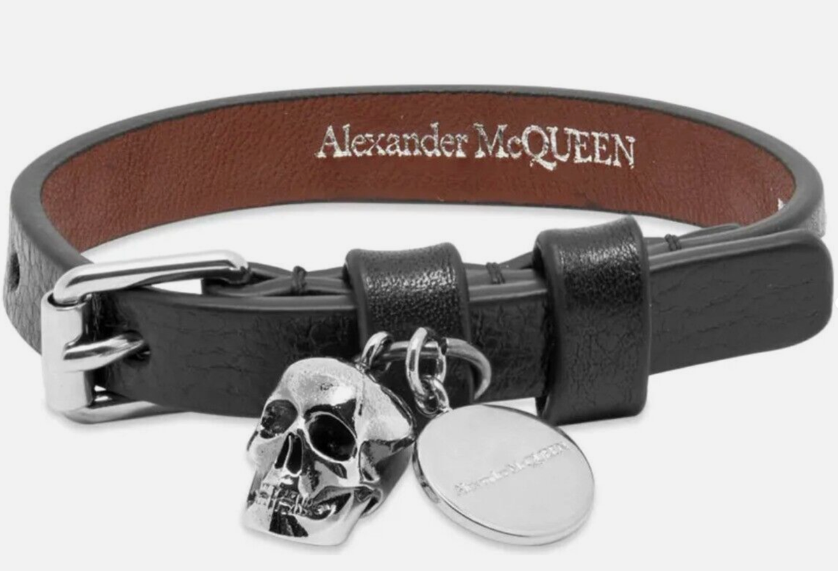【送料&関税込】Alexander McQueen Multi Wrap Skull Bracelet NEW W TAGS Alexander McQueen Men Skull Charm Leather Wrap