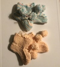 Vintage Baby Booties Socks Lot 2 Pair Hand Knit Crochet Pom Pom 0 - 6 Months