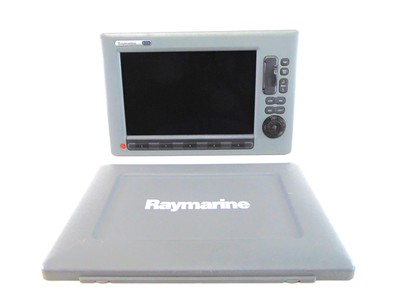 Raymarine C120W Multifunction Widescreen Display E62113 w/ Bezel & Sun Cover