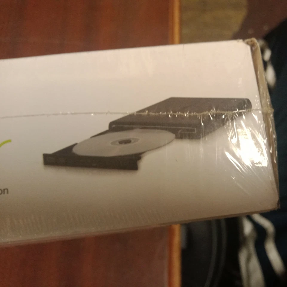 Memorex Slim Portable Multi-Format 6x Blu-Ray Writer.New Sealed - Image 4 of 4