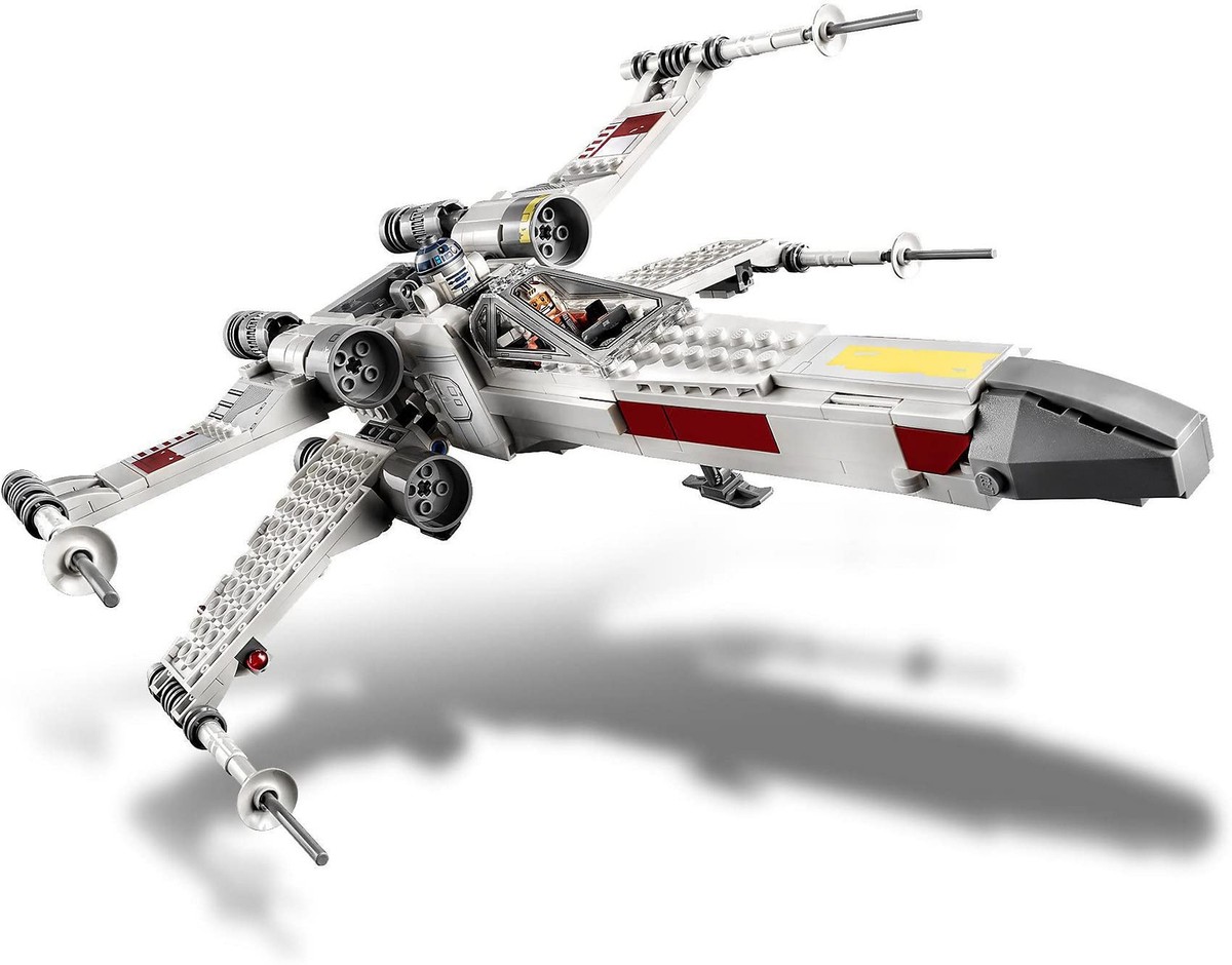 Lego Star Wars Luke Sky Walker X Wing Fighter (TM) 75301 Plastic