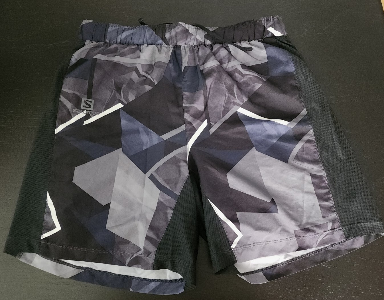 Pantaloncini da corsa SALOMON da uomo taglia M con fodera interna con tasche (B1)