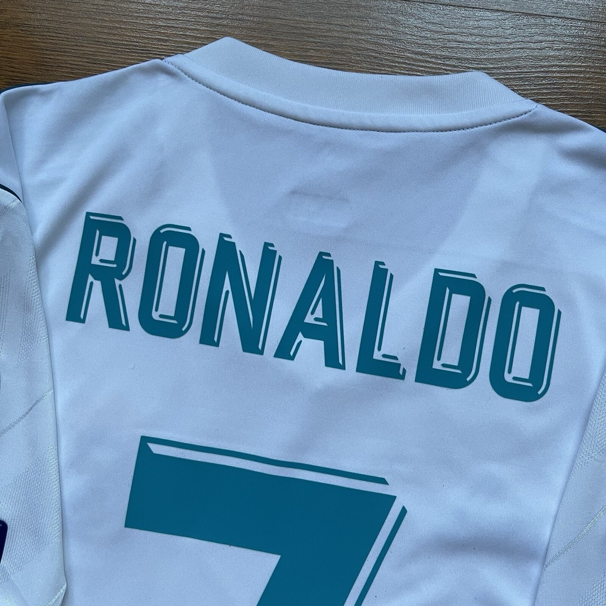 REAL MADRID ADIDAS 2017/2018 FOOTBALL HOME JERSEY #7 RONALDO SIZE