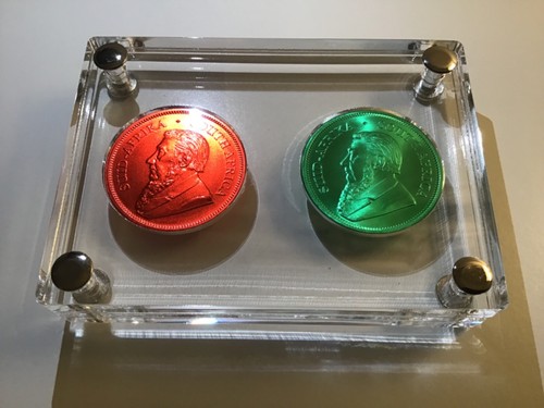 2 x 1 oz Silber Krügerrand 2022 im Acryl Aufsteller Set Red & Green Space - Bild 15 von 15
