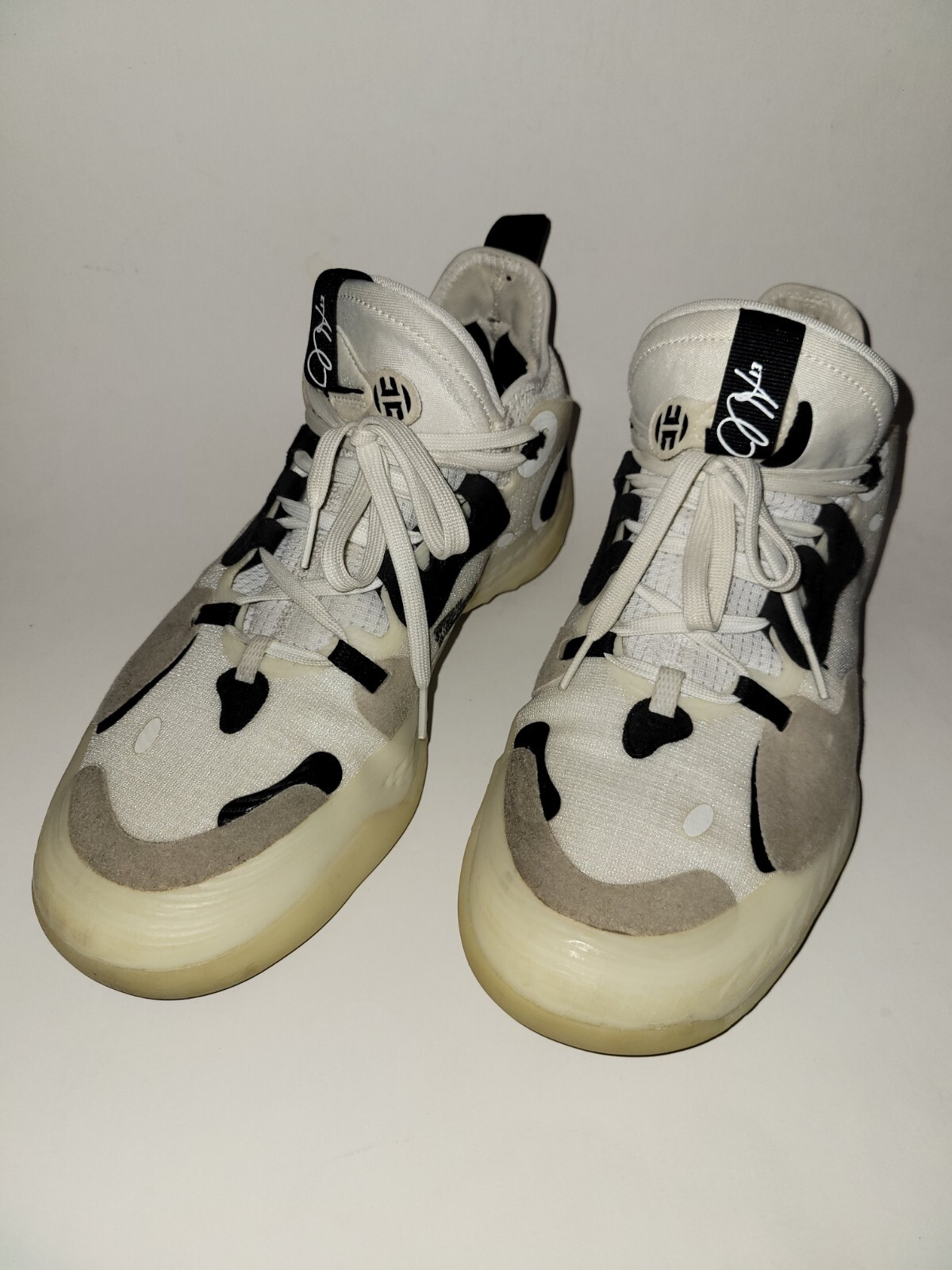 Adidas James Harden Vol. 5 Men's White \u0026 Black Sneakers - Size 10.5 - Q46143  | eBay