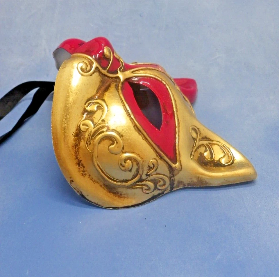 La Maschera Del Galeone Cat Mask Hand Decorated in Venice Italy Red/Gold New - Image 2 of 4