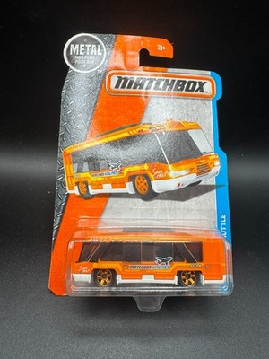 Matchbox Airport Orange Swift Shuttle Bus 6/125 20150 Q1