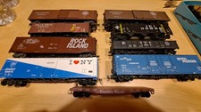 Lot Of 9 Assorted Ho Scale Freight Cars Athearn Roundhouse Accurail
