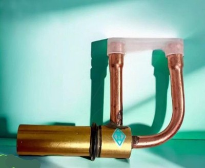 1PC Central Air Conditioning Parts 07133771 Unloading Valve *kk