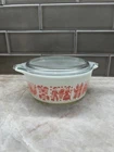 Vintage Pyrex #472 Pink Amish Butterprint  11 inch Casserole Bowl With Lid 1957