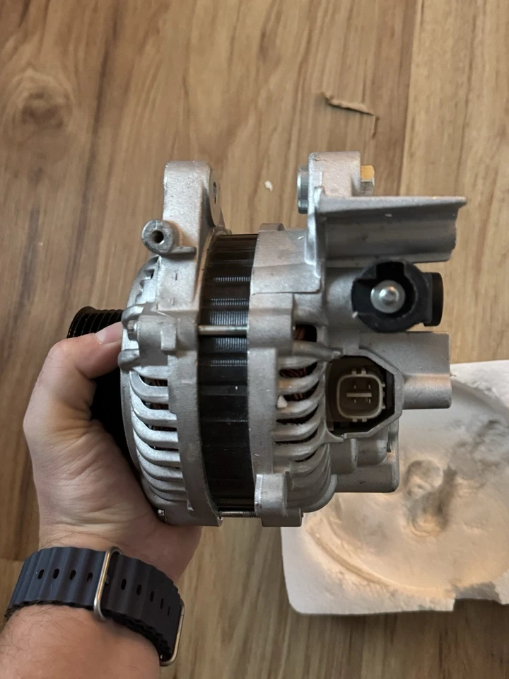 Prestolite 110-602 Alternator 12V 90A | Leece-Neville | Truck Bus Diesel OEM - Image 2 of 3