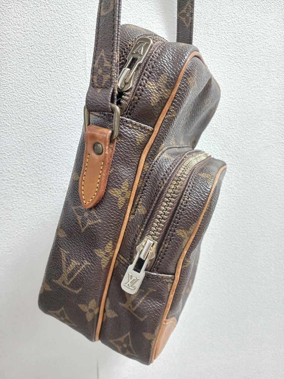 Amazon Model M45236 Condition considered LOUIS VU… - image 3