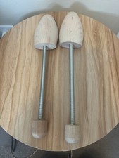 1 Pair of Hold Everything Wooden Cedar Shoe Keeper Tree Flexible 2 1/2"w 11.5  l