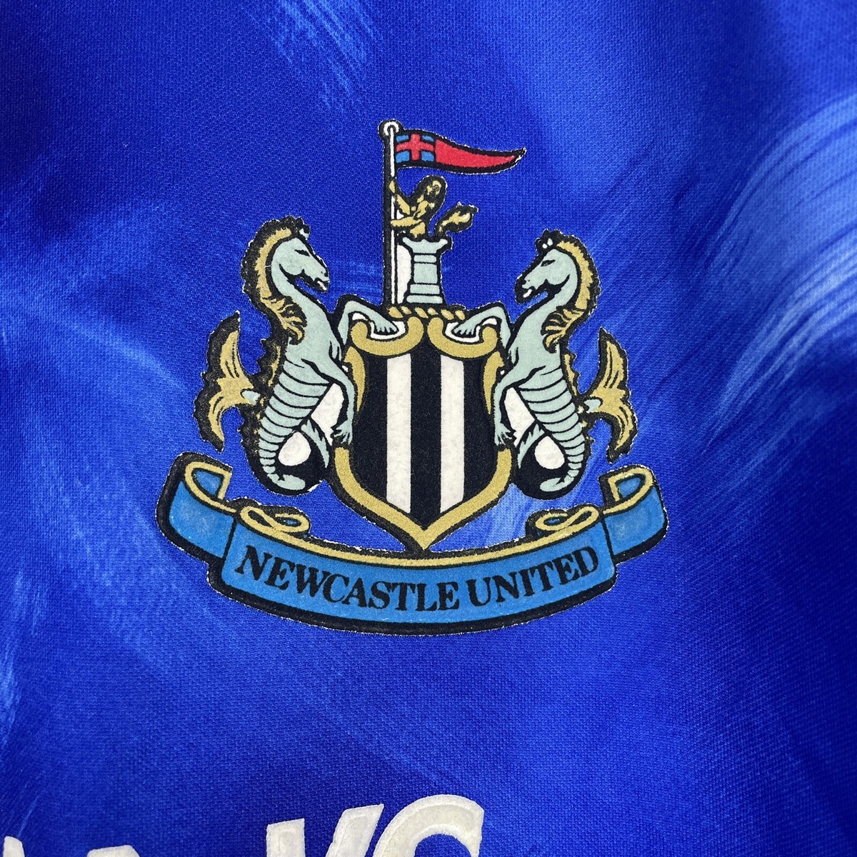 Newcastle United 1993-1995 Vintage Away Football Shirt Asics Newcastle United 1993-1995 Vintage Away Football Shirt Asics