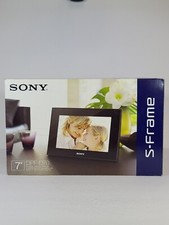 Sony S-Frame 7" Digital Photo Frame 800x480 Pixels Auto Orientation Sensor Black