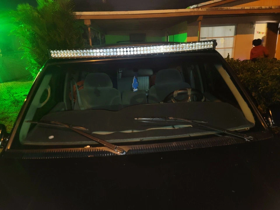 Soporte de montaje de luz LED curvada sobre techo Fit 89-98 Chevy OBS GMC Truck 52 pulgadas Foto 2 de 4