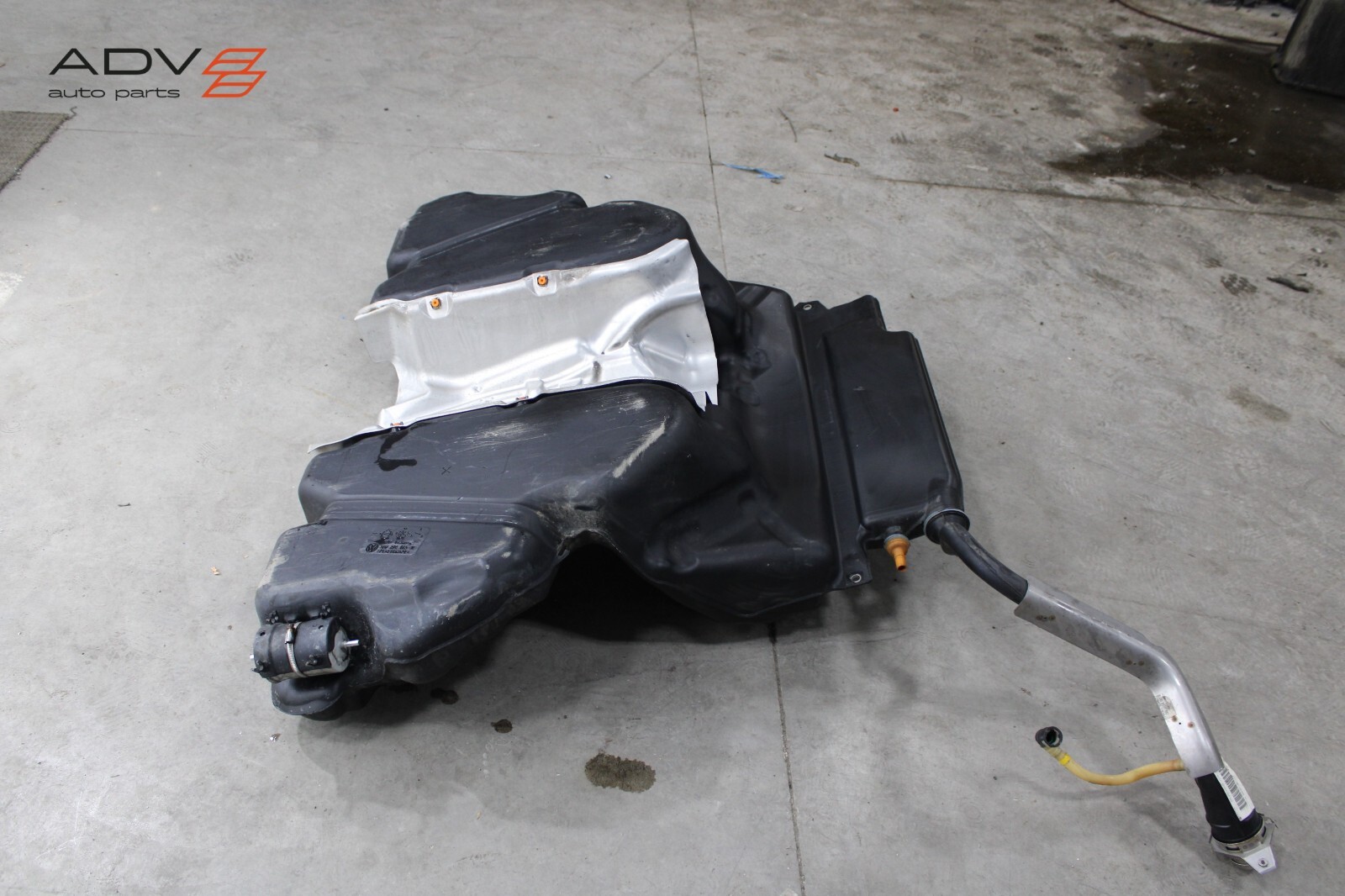 2003 - 2009 BENTLEY CONTINENTAL 6.0L FUEL GAS TANK RESERVOIR W/ FILLER NECK OEM