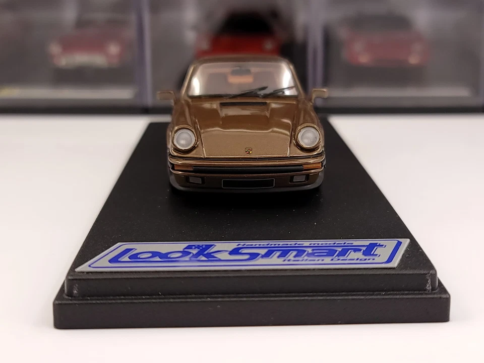 Looksmart 1:43 Porsche 911 3.2 Coupe 1989("Turbo Look" w/Rear Wing)Brown(LS203B) - Image 3 of 4