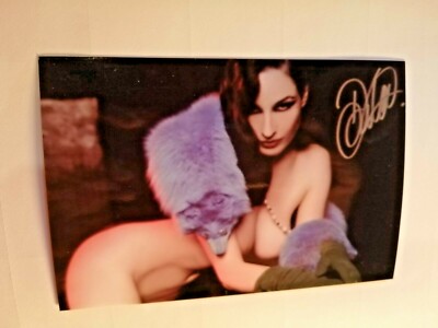 Dita Von Teese Collectable Photograph. 5  x 4.4 . Signed Print Burlesque 