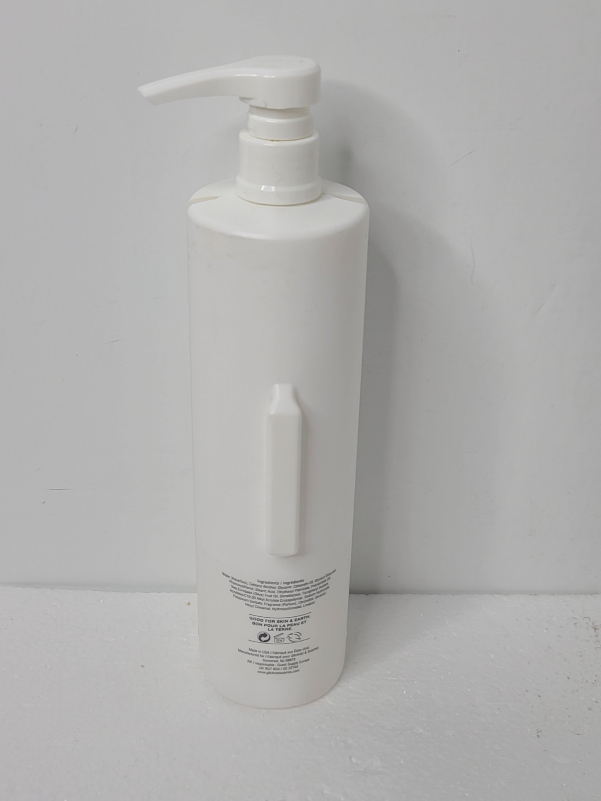 Gilchrist & Soames Zero% Naturally Kind Formulation-  15oz Body Lotion