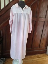 Vintage Pink Long Sleeve Nightgown Embroidered Floral Yoke 3x USA made