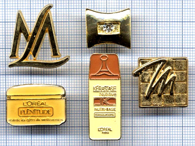 Konvolut Pin's Parfums Parfum Buchstabe M Logo LM L ́Oréal Modeling Kérastase Pénitude
