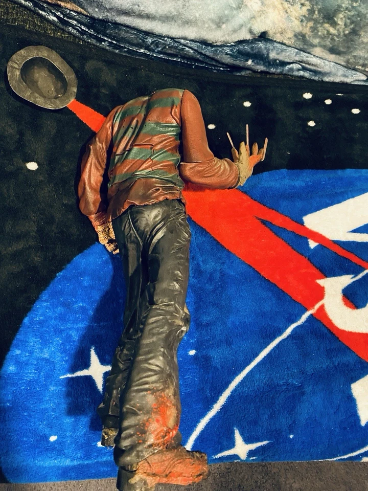 NUEVO EN CAJA - Pesadilla en Elm Street 18" Freddy Krueger McFarlane Juguetes Movie Maniacs Foto 4 de 4