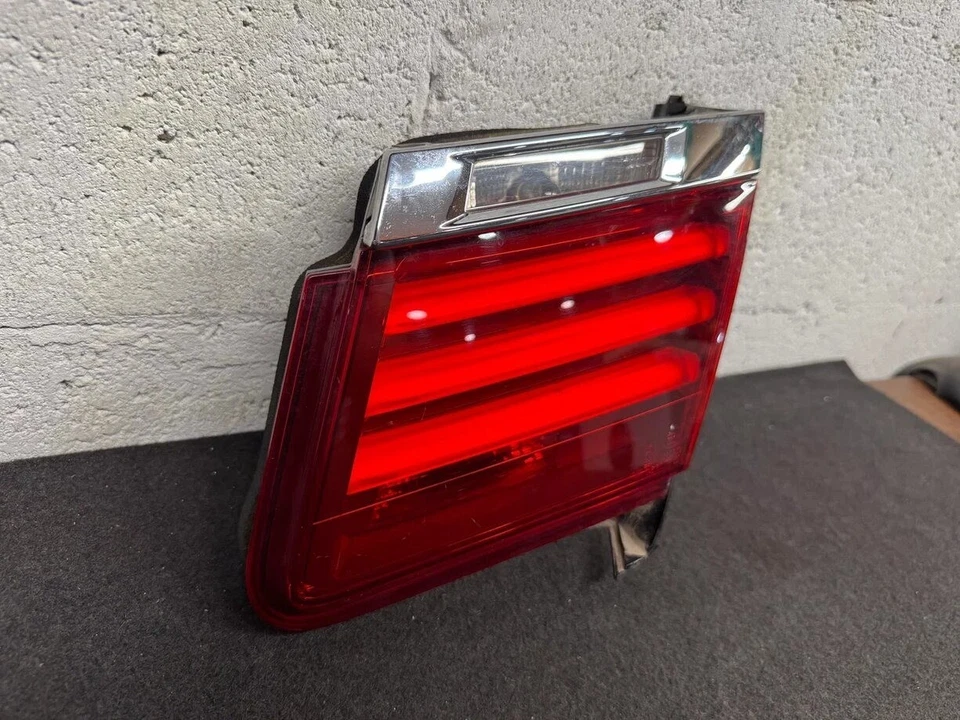 ✅ Luz trasera interior LED trasera derecha lado pasajero BMW 740LI Xdrive F02 2013-2015 Foto 2 de 4