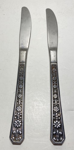 Interpur Florenz 4 Petal Japan Stainless Flatware Silverware Pair Of Knives - Picture 1 of 3