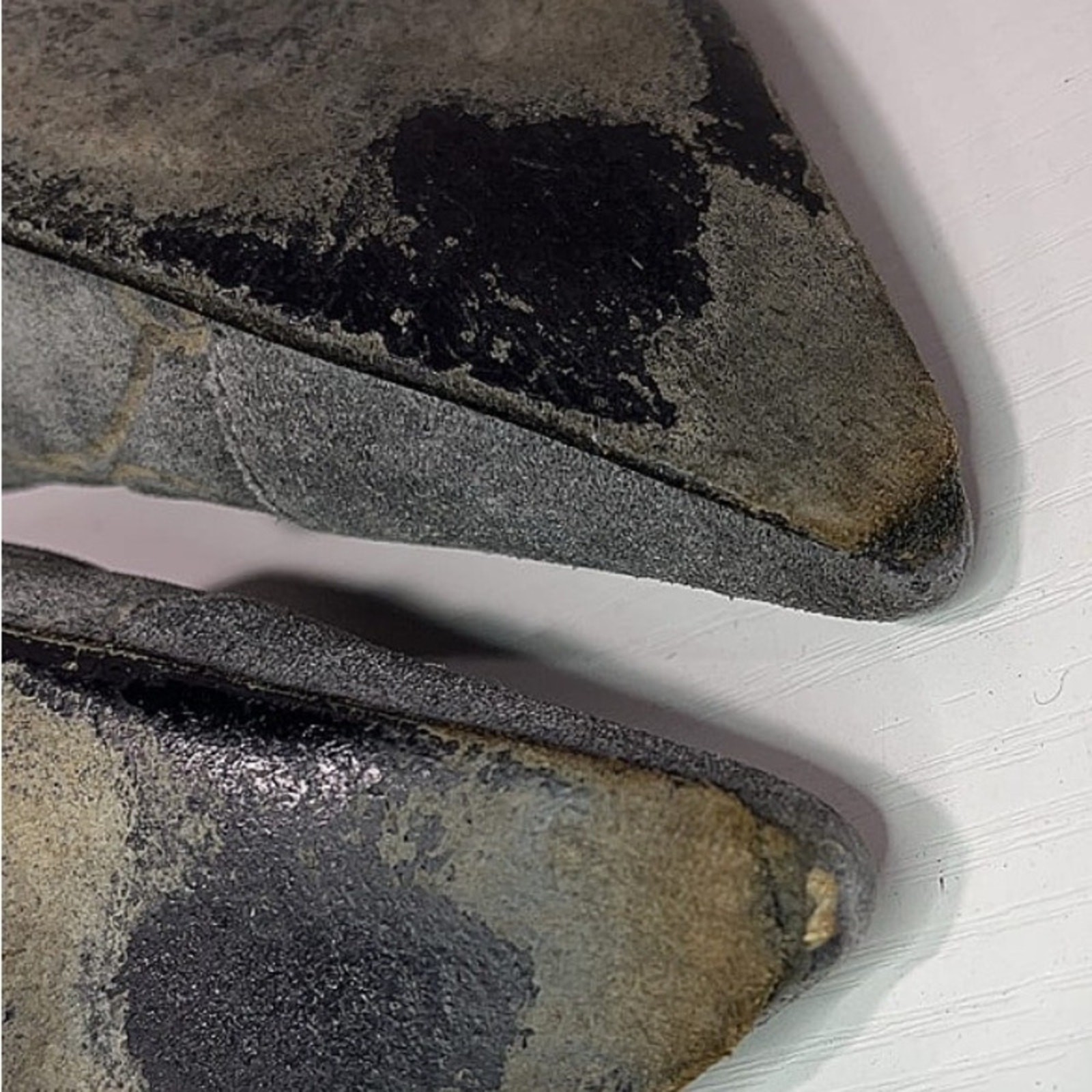 CHANEL Gray Floral Textured Leather Suede Kitten Low Heel EU 39 thumbnail 5