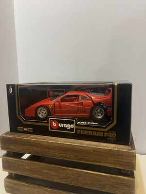 ブラーゴ 1/18 Ferrari F40 (1987) Red Bburago 1987 Ferrari F40 Red 1:18 Scale Diecast Model Car Original