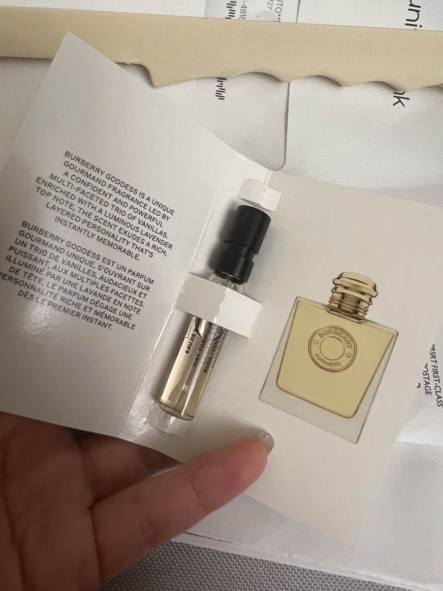 Burberry Goddess 100ml 箱無し s-l400.jpg