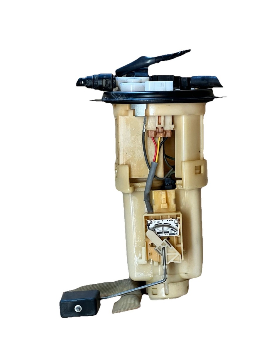 2000-2002 Toyota Celica fuel gas pump w sending unit lever vapor