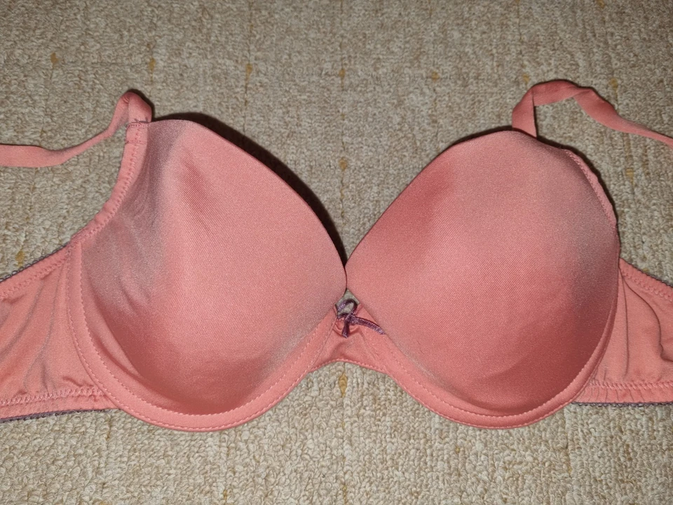 🌸 Gorgeous orange NEW LOOK padded Underwired Bra Size 32C - Image 1 of 1